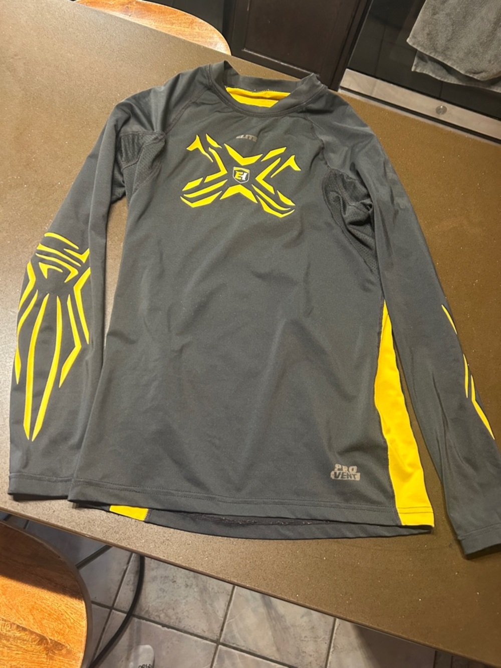 Kids Long Sleeve Athletic Shirt - Black & Yellow